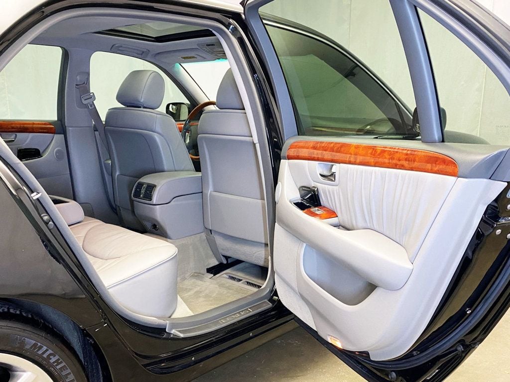 2005 Lexus LS 430 4dr Sedan - 22932278 - 49