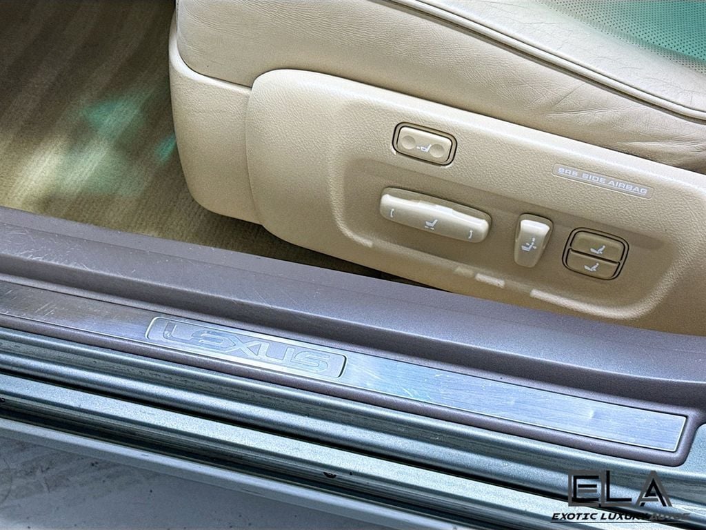 2005 Lexus LS 430 4dr Sedan - 22963840 - 19