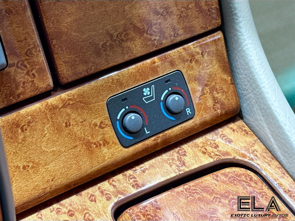 2005 Lexus LS 430 4dr Sedan - 22963840 - 21