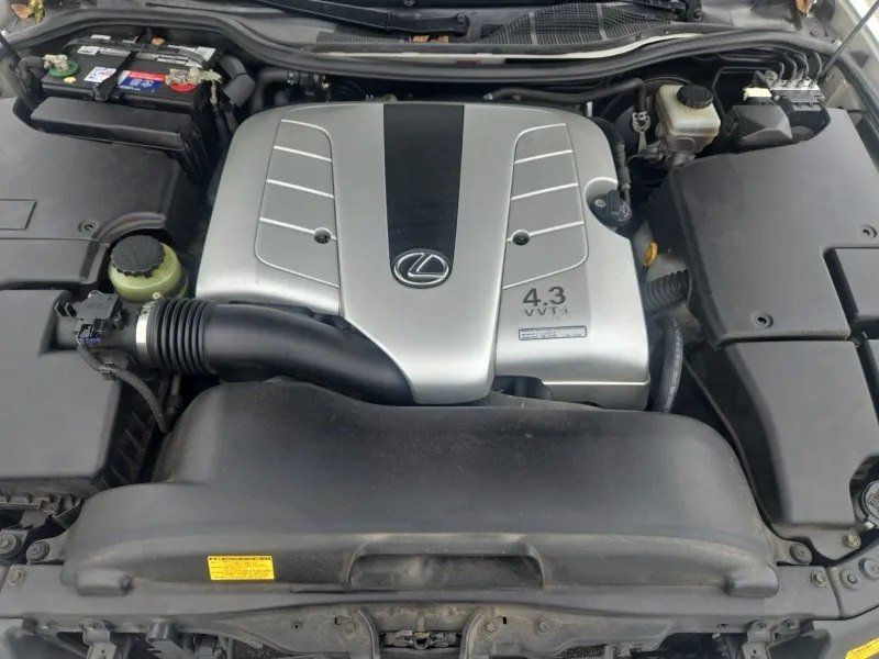 2005 Lexus LS 430 4dr Sedan - 23019997 - 9