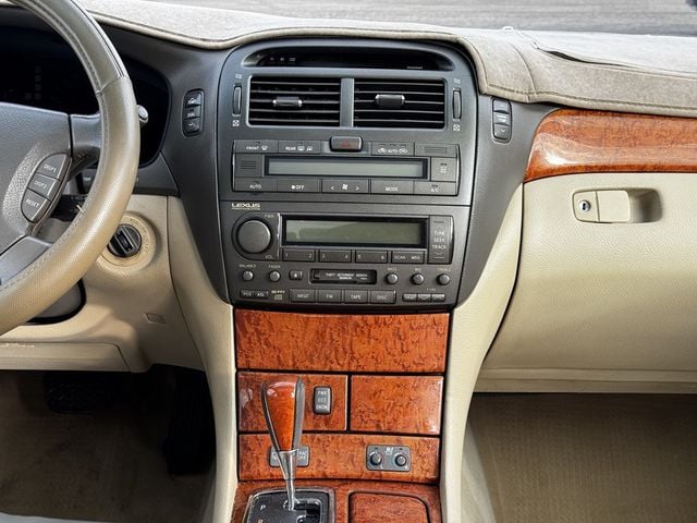 2005 Lexus LS 430 4dr Sedan - 22982550 - 21