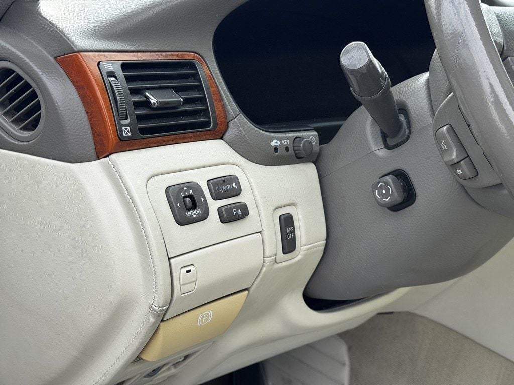 2005 Lexus LS 430 4dr Sedan - 23004320 - 9