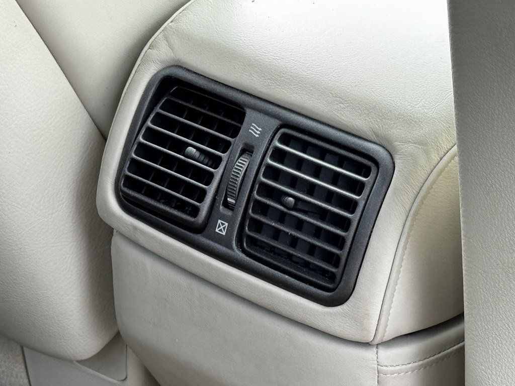 2005 Lexus LS 430 4dr Sedan - 23004320 - 18