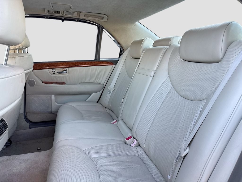 2005 Lexus LS 430 4dr Sedan - 22978649 - 13