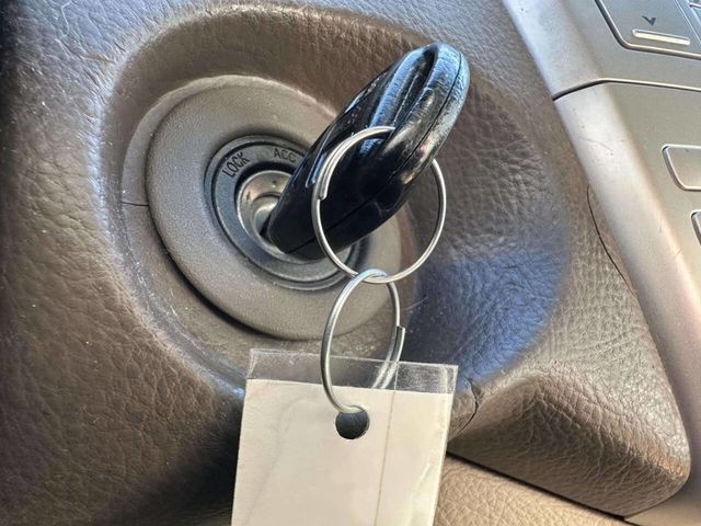 2005 Lexus RX 330 4dr SUV AWD - 22938447 - 43