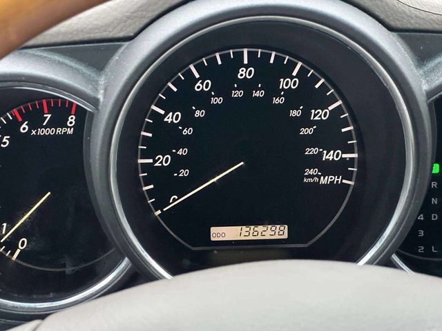 2005 Lexus RX 330 4dr SUV AWD - 23026740 - 24