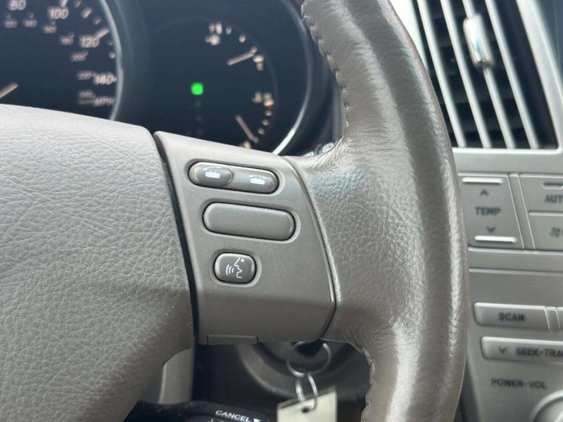 2005 Lexus RX 330 4dr SUV AWD - 23026740 - 26