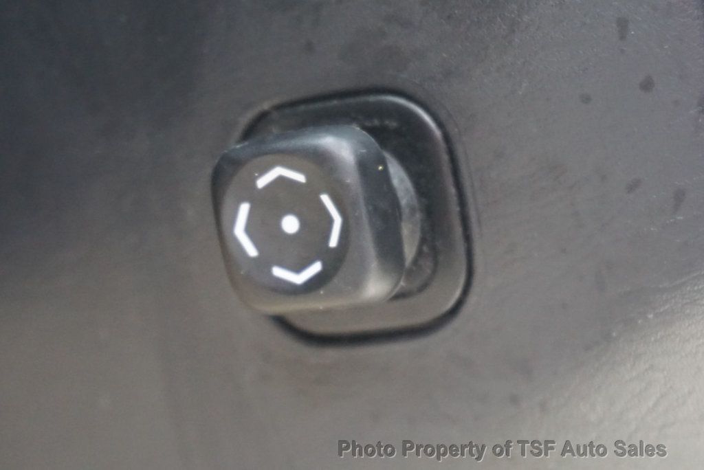 2005 Lexus SC 430 2dr Convertible - 23007513 - 28