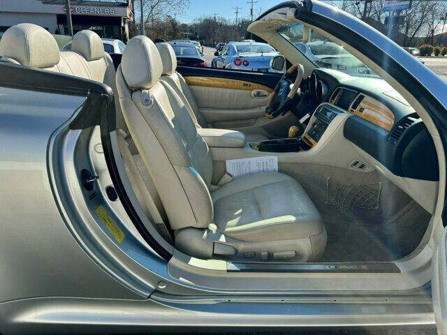 2005 Lexus SC 430 LocalTrade/SC-430/HeatedLeatherSeats/MarkLevinsonPremiumAudio - 22750702 - 13