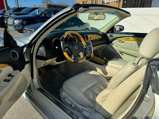 2005 Lexus SC 430 LocalTrade/SC-430/HeatedLeatherSeats/MarkLevinsonPremiumAudio - 22750702 - 7