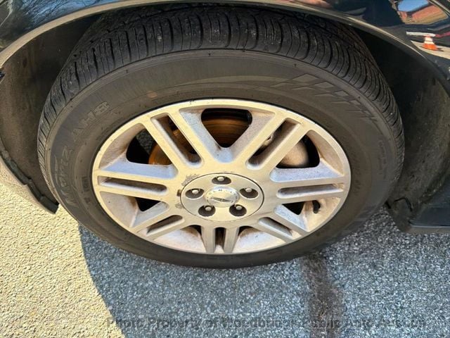 2005 Lincoln LS 4dr Sedan V8 Automatic w/Ultimate Pkg - 22964823 - 10