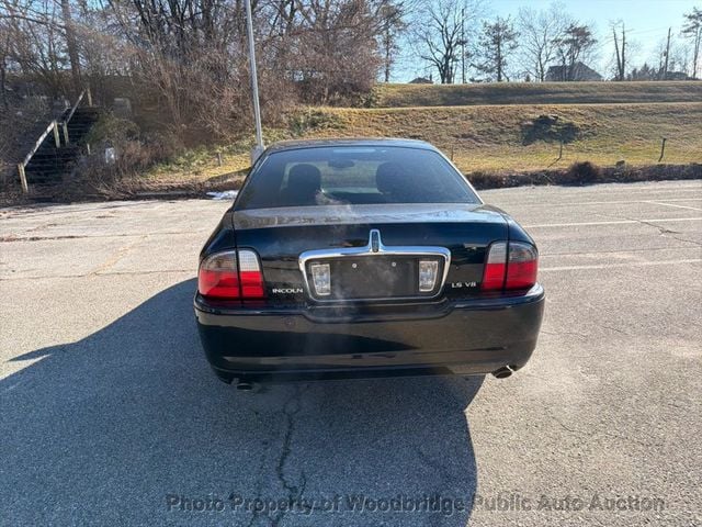 2005 Lincoln LS 4dr Sedan V8 Automatic w/Ultimate Pkg - 22964823 - 2