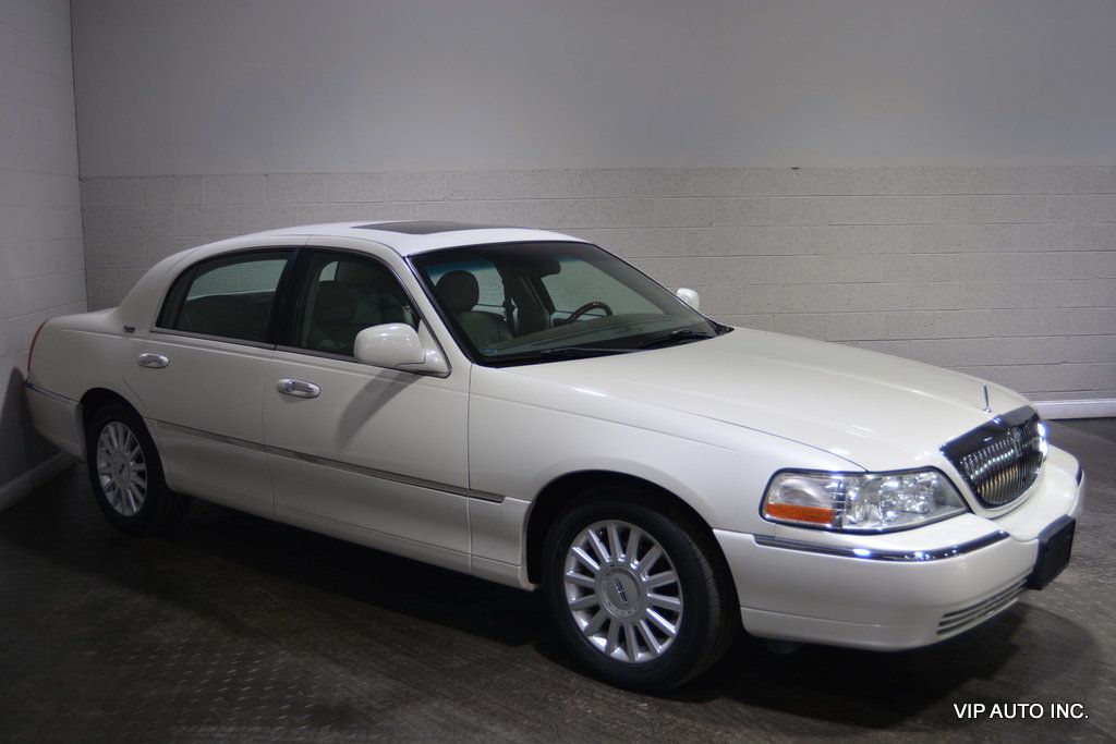 Lincoln Town Car 2005