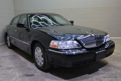 2005 Lincoln Town Car