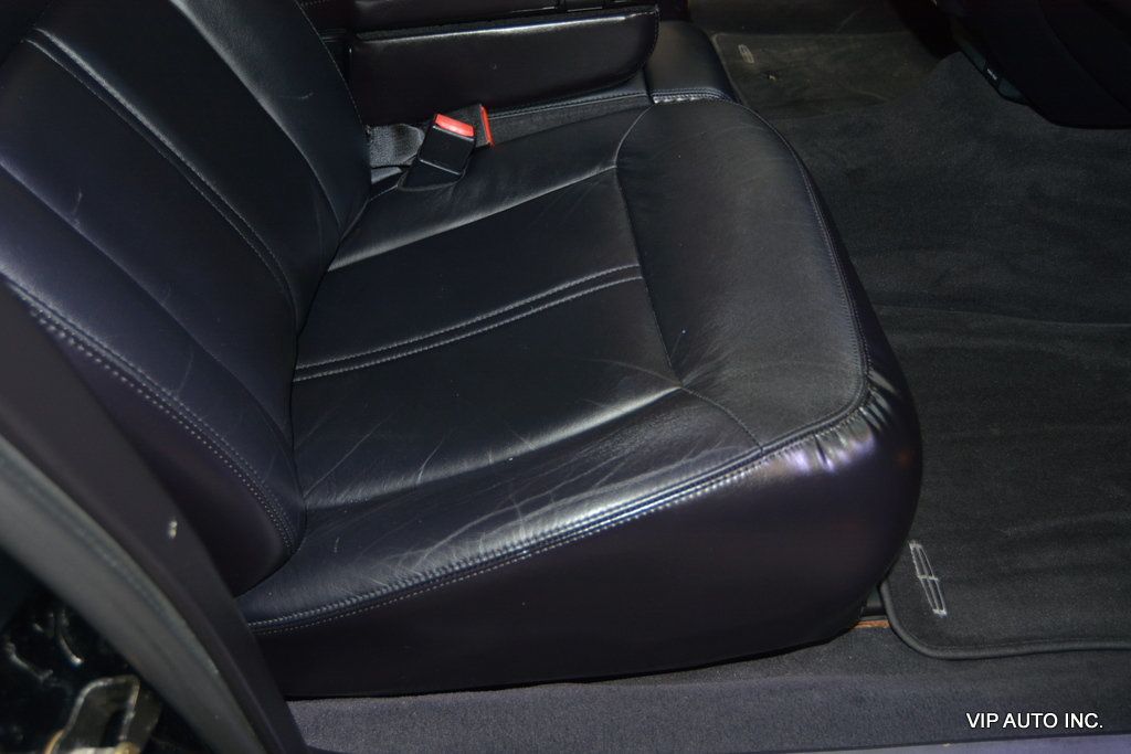 2005 Lincoln Town Car 4dr Sedan Signature Limited - 22954480 - 17