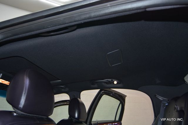 2005 Lincoln Town Car 4dr Sedan Signature Limited - 22954480 - 19