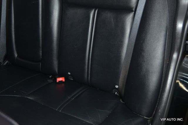 2005 Lincoln Town Car 4dr Sedan Signature Limited - 22954480 - 24