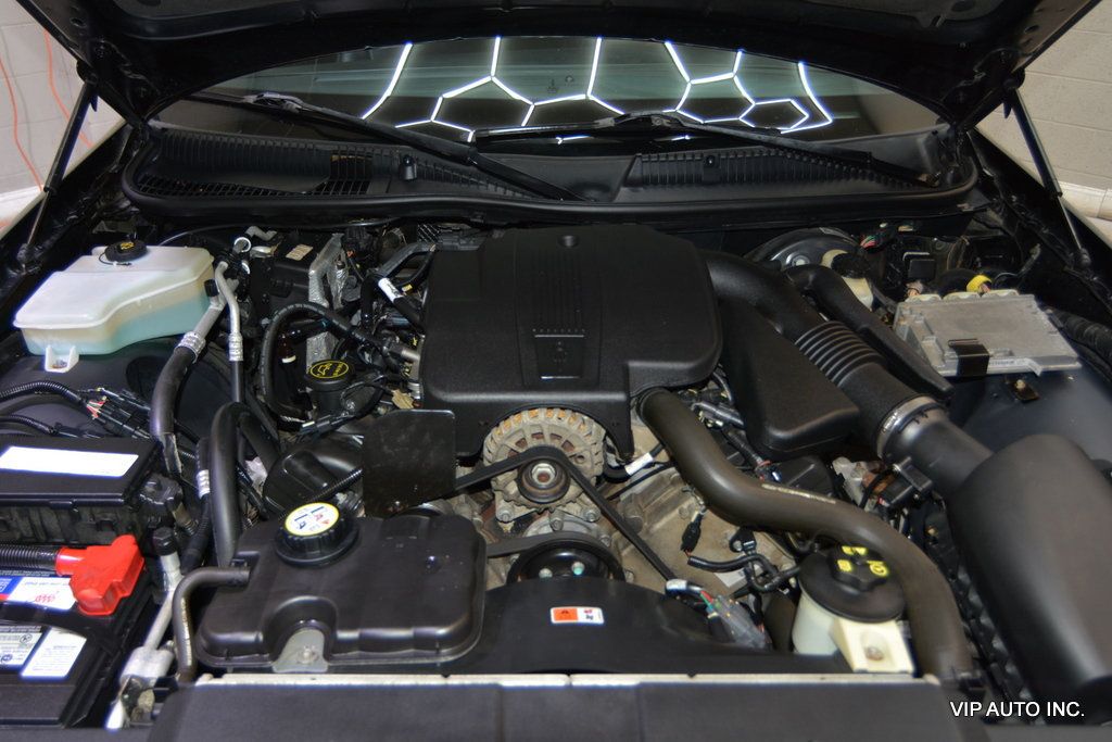 2005 Lincoln Town Car 4dr Sedan Signature Limited - 22954480 - 32