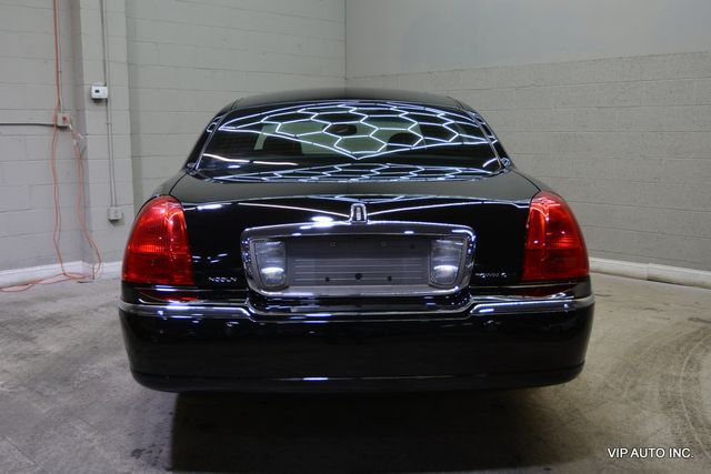 2005 Lincoln Town Car 4dr Sedan Signature Limited - 22954480 - 5