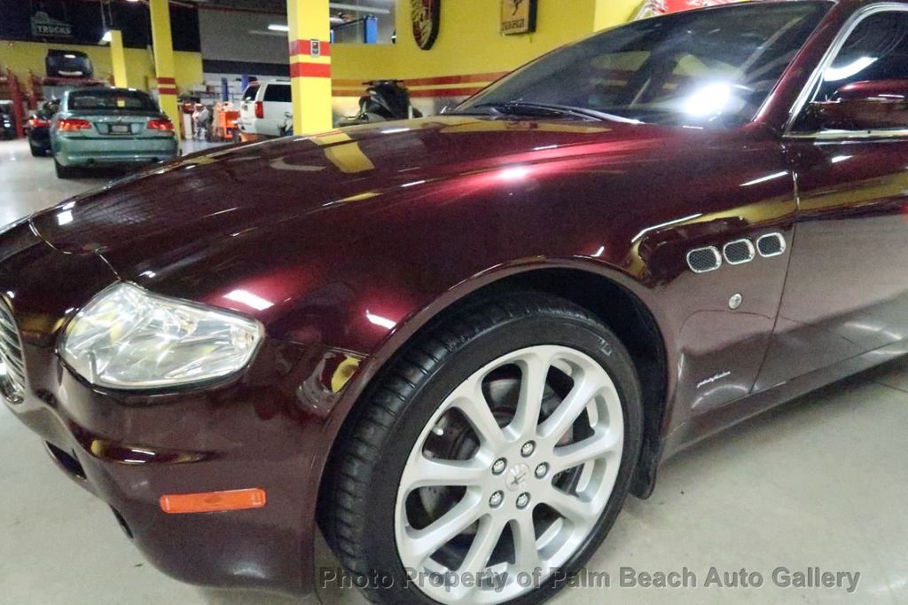 2005 Maserati Quattroporte photo 15