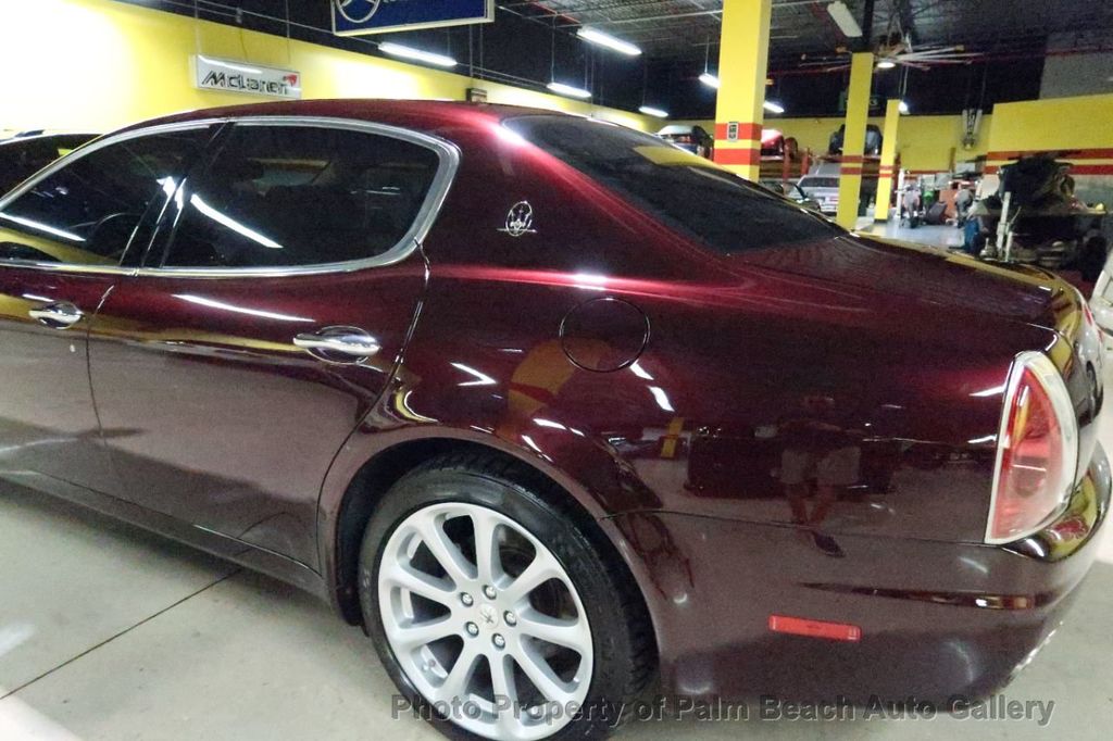 2005 Maserati Quattroporte photo 17