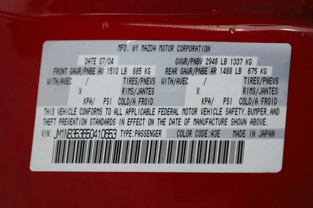 2005 Mazda MX-5 Miata 2dr Convertible Cloth Automatic - 22932745 - 11