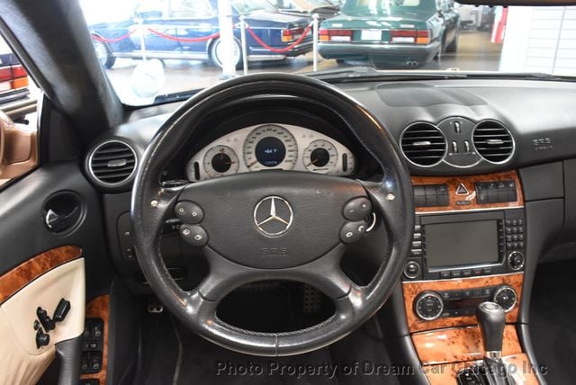 2005 Mercedes-Benz CLK 2dr Cabriolet AMG - 22550449 - 33