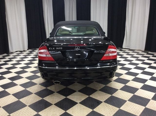 2005 Mercedes-Benz CLK CLK320 2dr Cabriolet 3.2L - 22535016 - 4