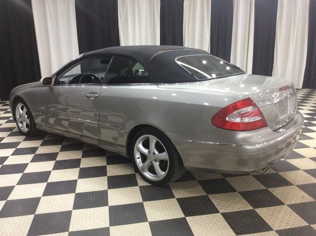 2005 Mercedes-Benz CLK CLK320 2dr Cabriolet 3.2L - 22573695 - 3