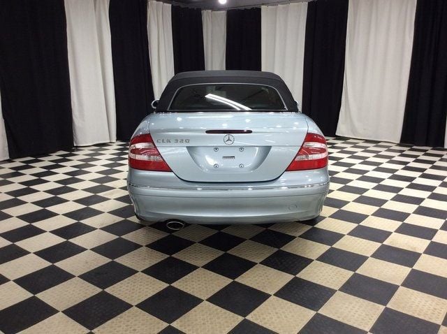 2005 Mercedes-Benz CLK CLK320 2dr Cabriolet 3.2L - 22625306 - 4