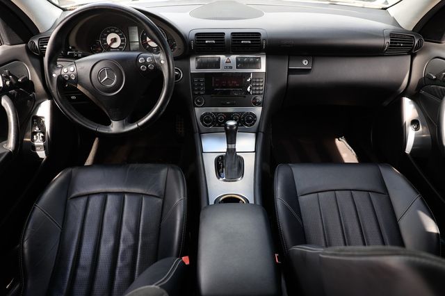 2005 Mercedes-Benz C-Class 4dr Sedan 5.5L AMG - 22919239 - 1