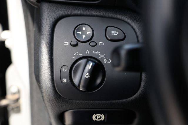 2005 Mercedes-Benz C-Class 4dr Sedan 5.5L AMG - 22919239 - 45