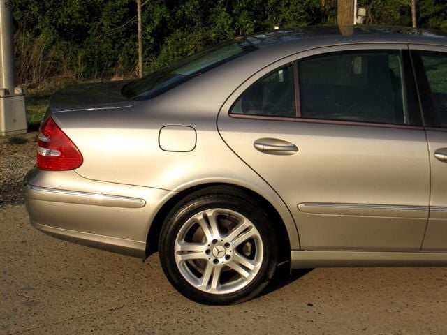 2005 Mercedes-Benz E-Class E500 4dr Sedan 5.0L 4MATIC - 22478831 - 10