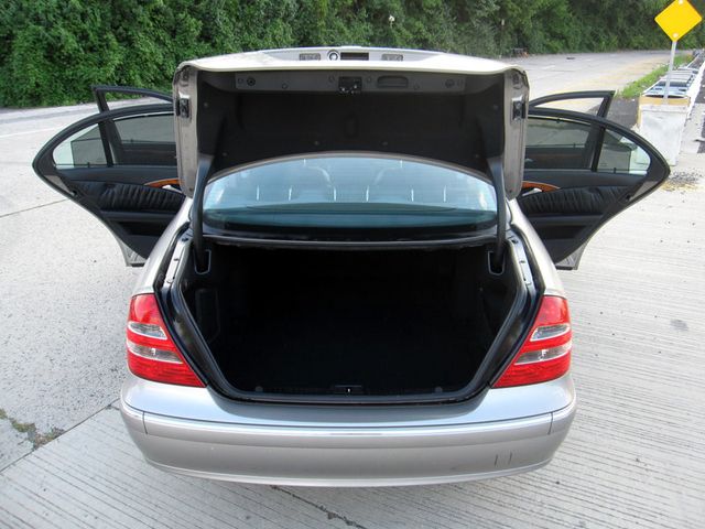 2005 Mercedes-Benz E-Class E500 4dr Sedan 5.0L 4MATIC - 22478831 - 29