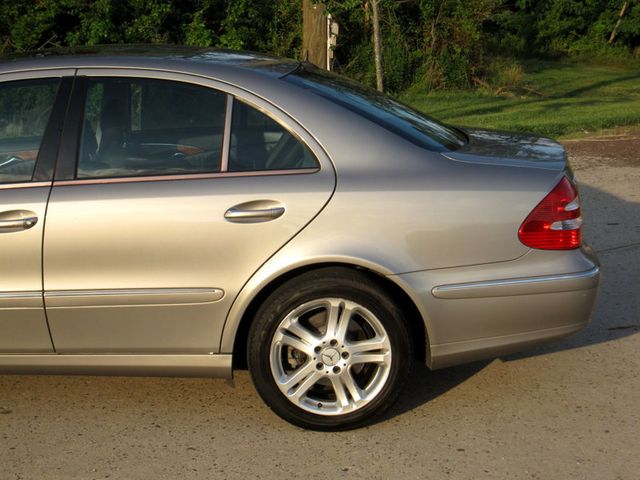 2005 Mercedes-Benz E-Class E500 4dr Sedan 5.0L 4MATIC - 22478831 - 7