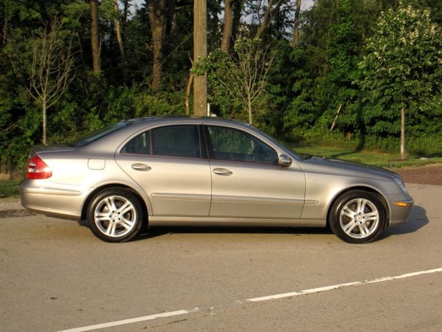 2005 Mercedes-Benz E-Class E500 4dr Sedan 5.0L 4MATIC - 22478831 - 8