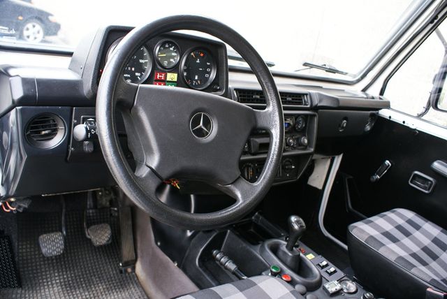 2005 Mercedes-Benz G-Class AFRICAN SPEC 290GDT "WORKER" RED CROSS SPEC - 15534950 - 12