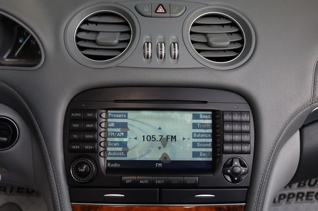 2005 Mercedes-Benz SL Class SL500 - 23039898 - 30