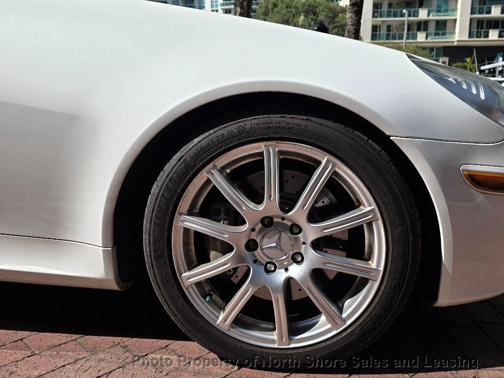 2005 Mercedes-Benz SLK Movie Star - 22977057 - 22