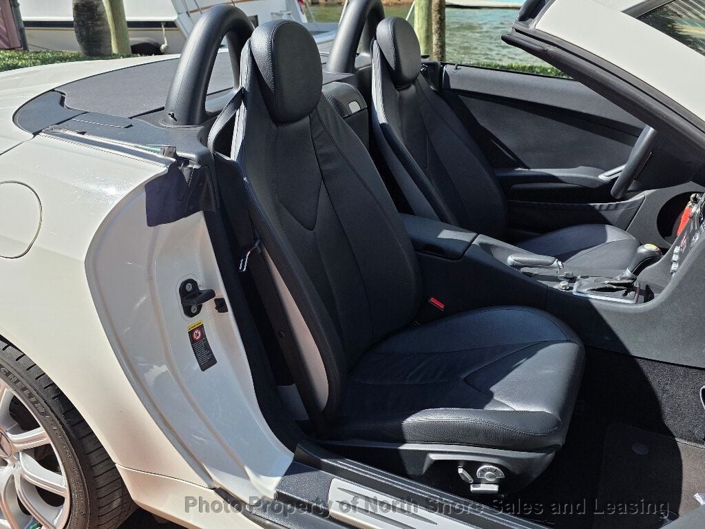 2005 Mercedes-Benz SLK Movie Star - 22977057 - 29