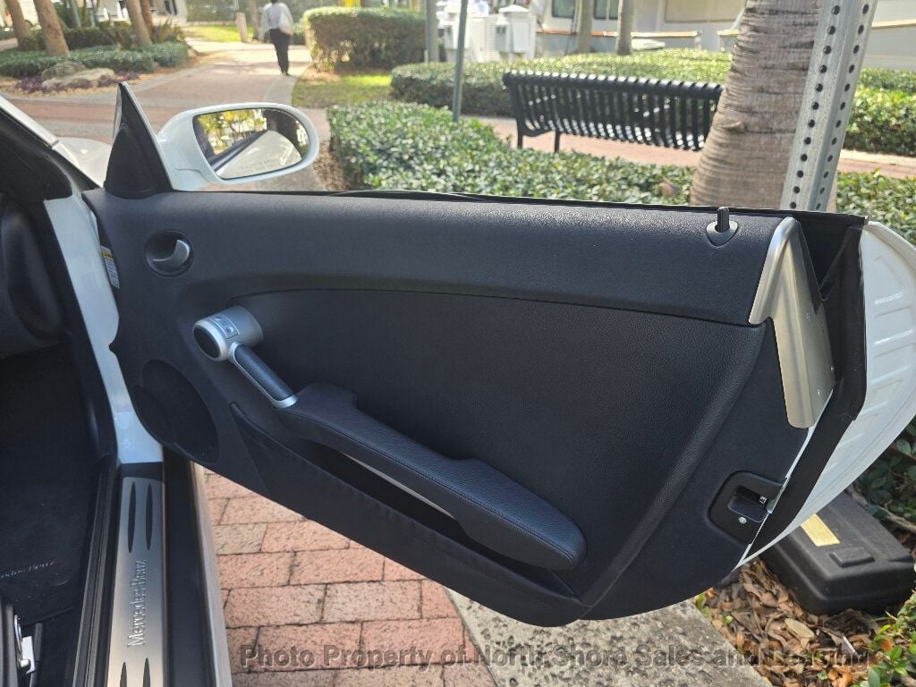 2005 Mercedes-Benz SLK Movie Star - 22977057 - 46