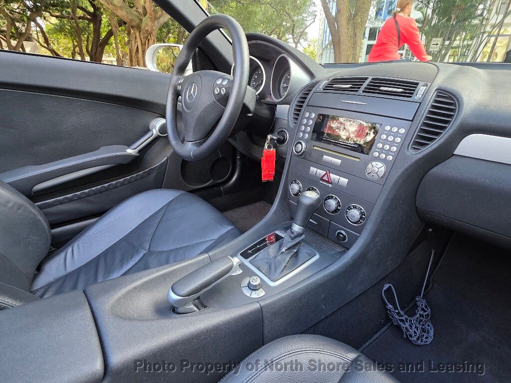 2005 Mercedes-Benz SLK Movie Star - 22977057 - 51