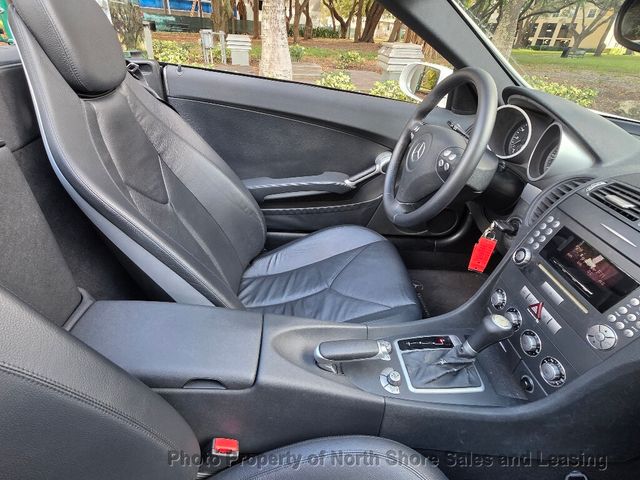 2005 Mercedes-Benz SLK Movie Star - 22977057 - 53