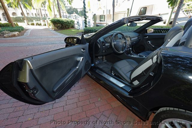2005 Mercedes-Benz SLK Roadster 5.5L AMG - 22948874 - 25