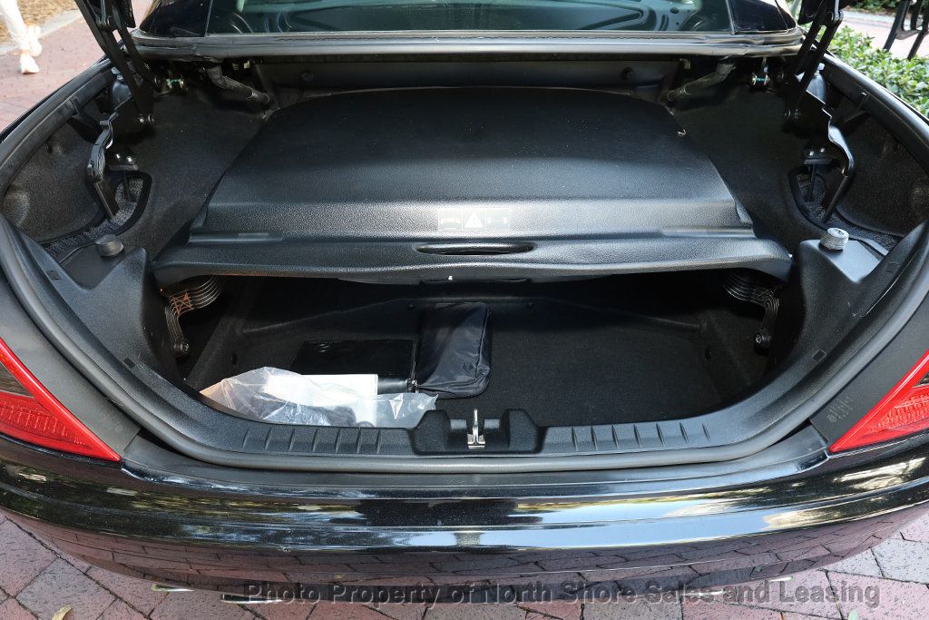 2005 Mercedes-Benz SLK Roadster 5.5L AMG - 22948874 - 42