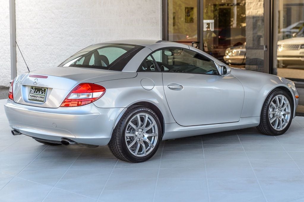 2005 Mercedes-Benz SLK SLK350 - RETRACTABLE HARD TOP CONVERTIBLE - VERY CLEAN  - 22649257 - 11