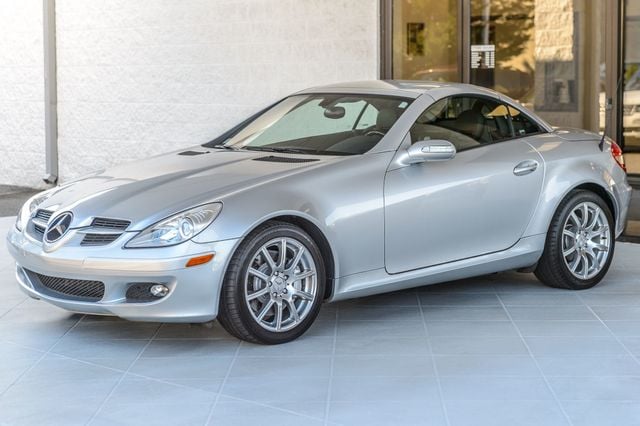 2005 Mercedes-Benz SLK SLK350 - RETRACTABLE HARD TOP CONVERTIBLE - VERY CLEAN  - 22649257 - 8