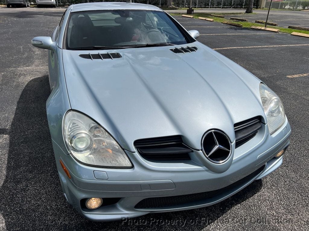 2005 Mercedes Benz SLK 55 AMG photo 16