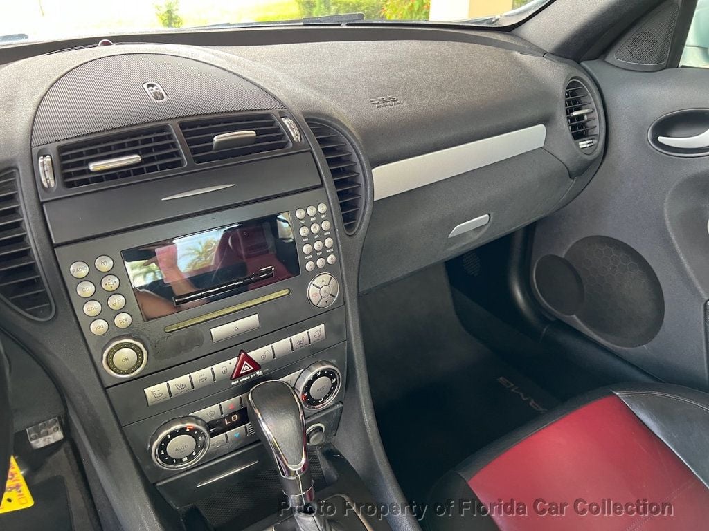 2005 Mercedes Benz SLK 55 AMG photo 39