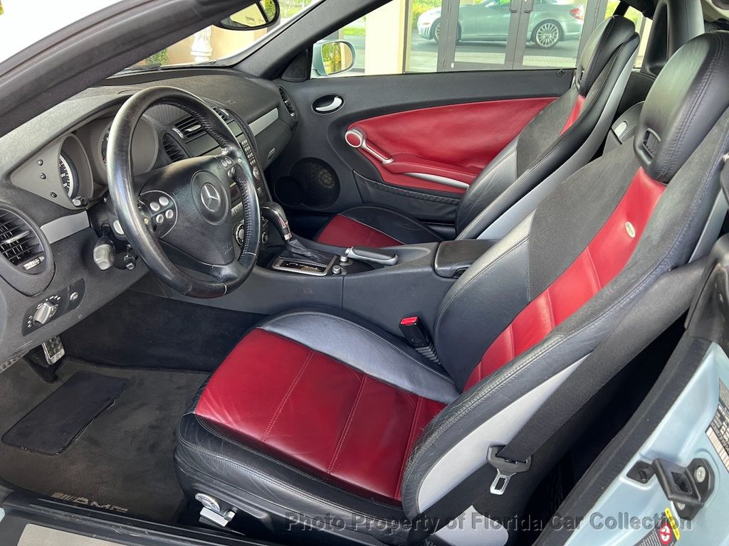 2005 Mercedes Benz SLK 55 AMG photo 2